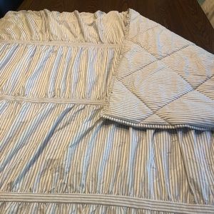 Twin XL Comforter
